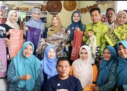 Apresiasi Produk Lokal, Ketua Tp PKK sambangi Dekranasda Kuansing