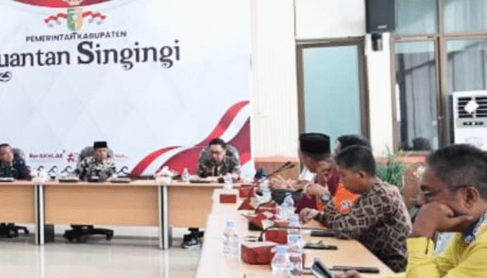 Pemerintah Kuansing, Memastikan Seluruh Peserta Pacu jalur Terdaftar BPJS KetenagaKerjaan