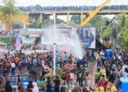 Kebersamaan Wali Kota Pekanbaru dan Warga Terjalin di Petang Belimau Sambut Ramadan 1447 H