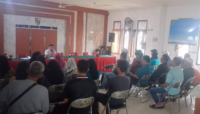 Menuju Pemilihan RT/RW Tertib, Lurah Simpang Tiga Gelar Sosialisasi Teknis