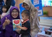 Siti Syarifah Ucapkan Terima Kasih, Indomaret Salurkan Bantuan Paket Nutrisi untuk Anak-anak Siak