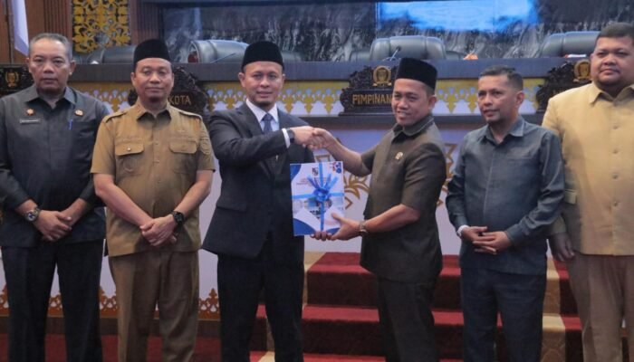 Wali Kota Agung Nugroho Sampaikan LKPj Tahun 2025 ke DPRD
