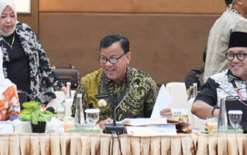 Perkuat Daya Saing Bank Daerah, Suhardiman Hadiri RUPS BRK Syariah di Pekanbaru