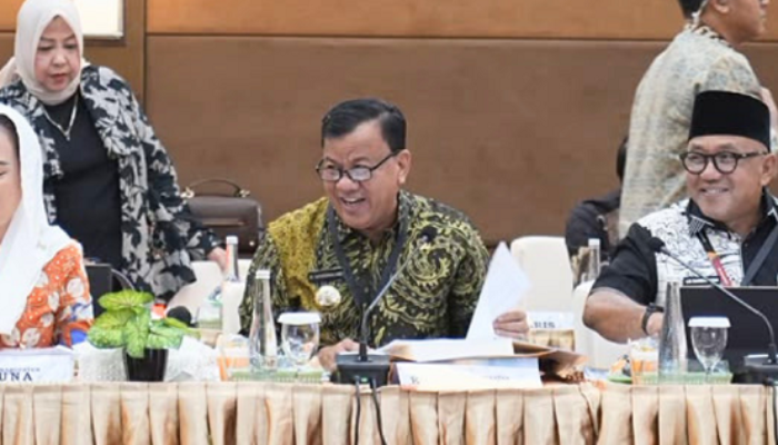 Perkuat Daya Saing Bank Daerah, Suhardiman Hadiri RUPS BRK Syariah di Pekanbaru
